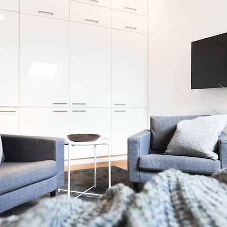 Criston Apartments - Calm Cityhome M ทือบิงเงิน ภายนอก รูปภาพ