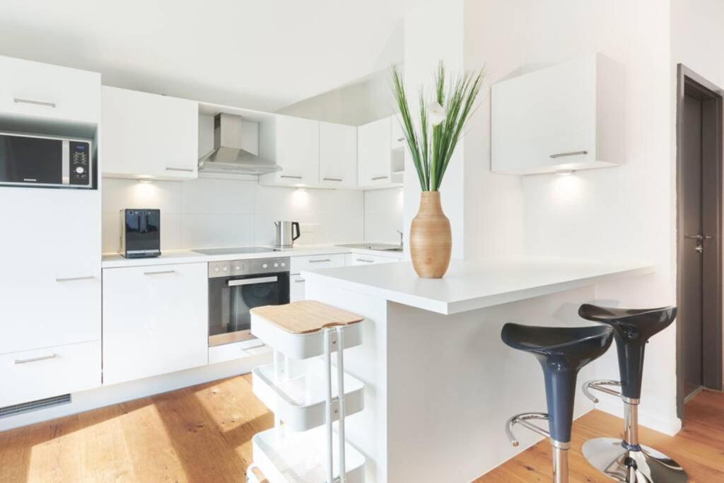 Criston Apartments - Calm Cityhome M ทือบิงเงิน ภายนอก รูปภาพ